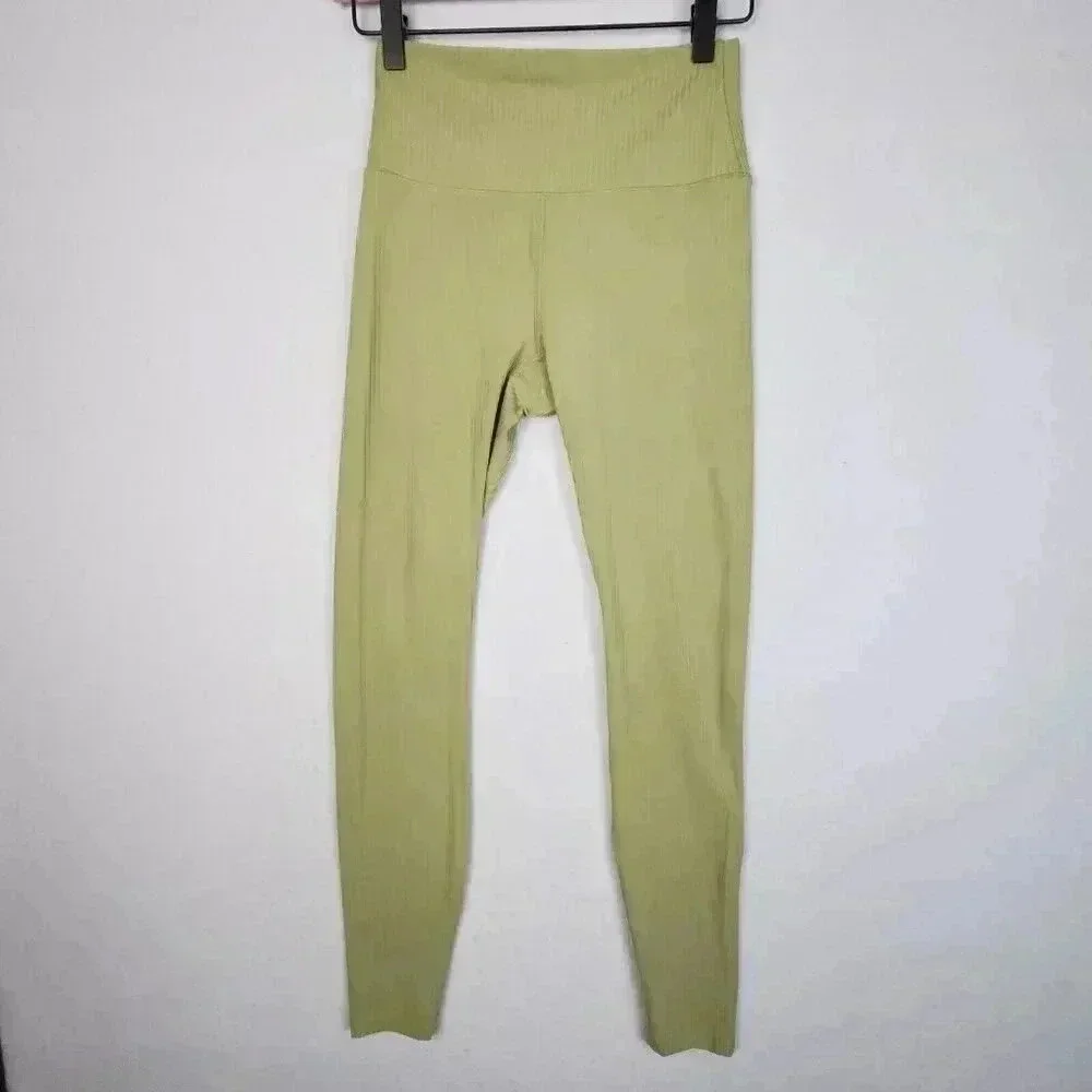 All in Motion Women's Size XS High Rise Rib Seamless Legging Sage Green Yoga Run